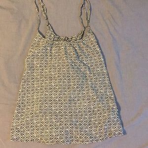 *Last chance going to good will tomorrow** cross back tank M